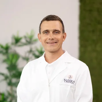 Domen Slapnik, dr. med.